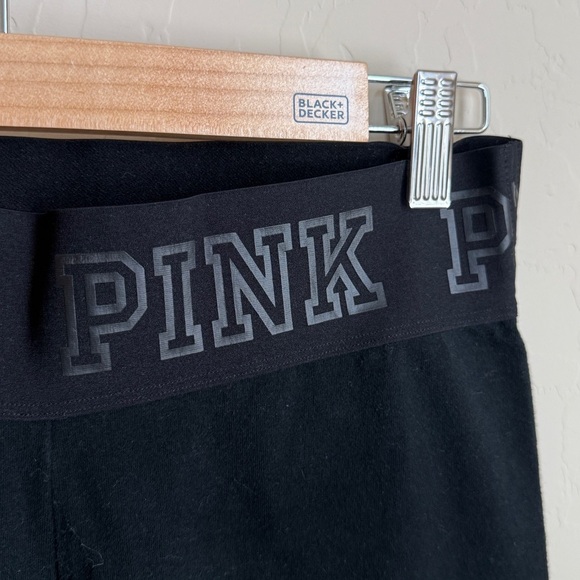 PINK Victoria’s Secret High Rise Waistband Black Stretch Capris Pink Nation M - Picture 2 of 10